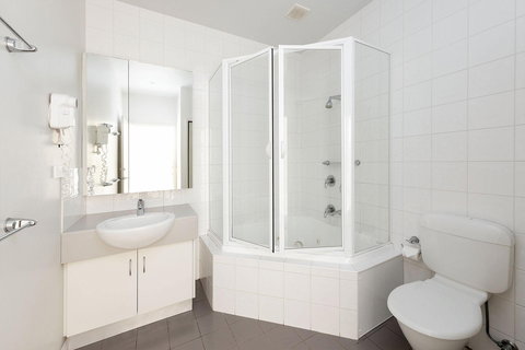 Lady Bay Resort - Tourism Noosa 2