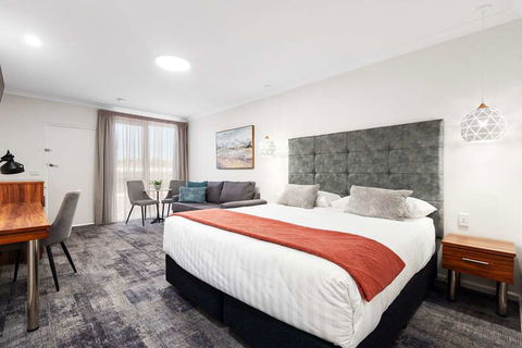 Comfort Inn Deakin Palms - Tourism Noosa 2