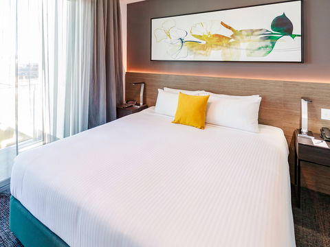 Mercure Sunshine Coast Kawana Waters - Tourism Noosa 4