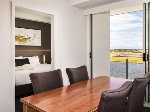 Mercure Sunshine Coast Kawana Waters - Tourism Noosa 7