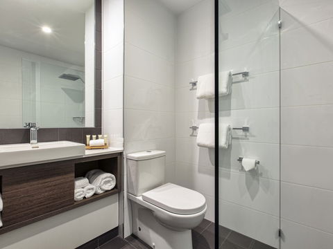 Mercure Sunshine Coast Kawana Waters - Tourism Noosa 11