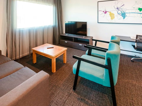 Mercure Sunshine Coast Kawana Waters - Tourism Noosa 17