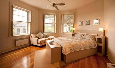 Woodbridge on the Derwent - Tourism Noosa 11