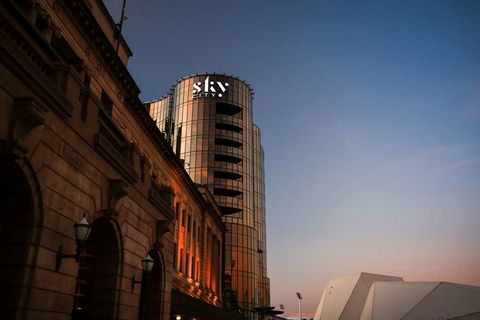 Eos By SkyCity - Tourism Noosa 1