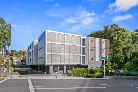 Good Life Suites - Tourism Noosa 0