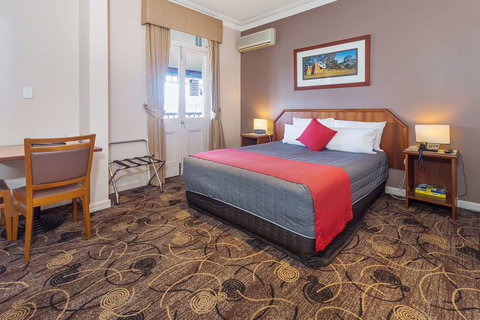 Quality Hotel Bayswater - Tourism Noosa 1