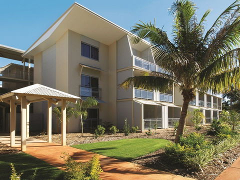 Oaks Broome - Tourism Noosa 0