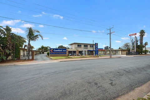 Comfort Inn Flinders on Main - Tourism Noosa 1