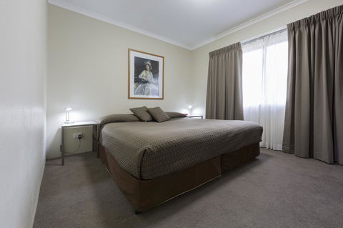 Forrest Hotel & Apartments - Tourism Noosa 18
