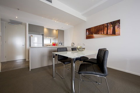 Manhattan 303 Canberra City ACT - Tourism Noosa 15