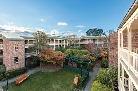 Adina Serviced Apartments Canberra Kingston - Tourism Noosa 5