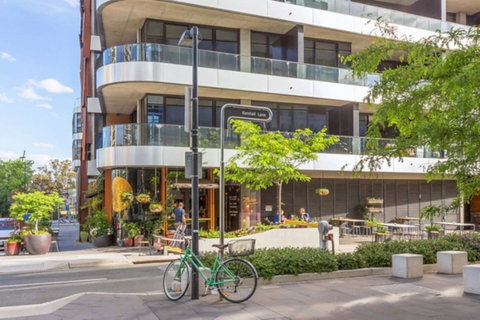 Spacious 1BR Stylish New Acton Apartment +Parking - Tourism Noosa 11