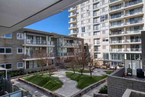 Spacious 1BR Stylish New Acton Apartment +Parking - Tourism Noosa 14
