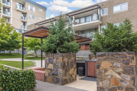 Spacious 1BR Stylish New Acton Apartment +Parking - Tourism Noosa 22