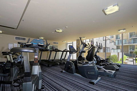 Spacious 1BR Stylish New Acton Apartment +Parking - Tourism Noosa 19