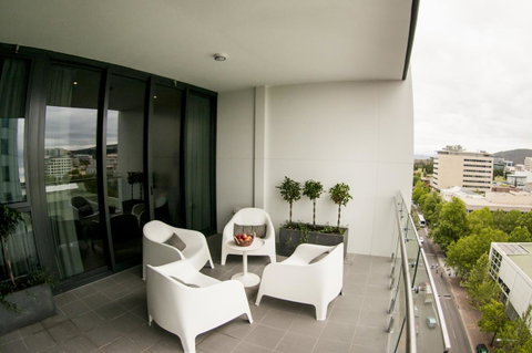 KUI - Manhattan Apartments - Tourism Noosa 16