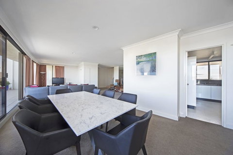 BreakFree Capital Tower Apartments - Tourism Noosa 32