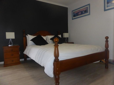 Lure Bed And Breakfast - Tourism Noosa 6