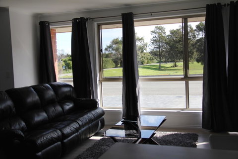 Lure Bed And Breakfast - Tourism Noosa 3