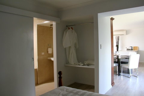 Lure Bed And Breakfast - Tourism Noosa 5