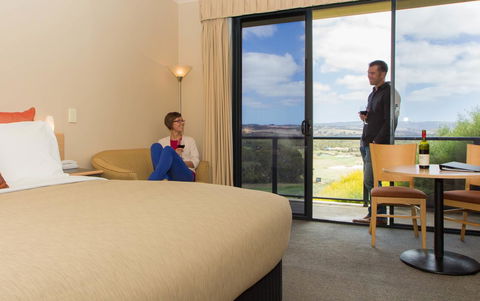 McCracken Country Club - Tourism Noosa 13