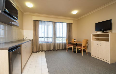 McCracken Country Club - Tourism Noosa 24