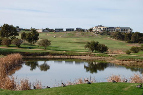 McCracken Country Club - Tourism Noosa 4