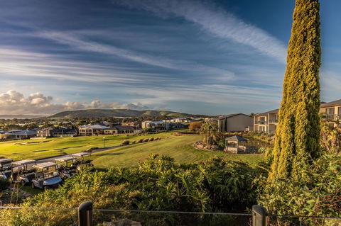 McCracken Country Club - Tourism Noosa 5