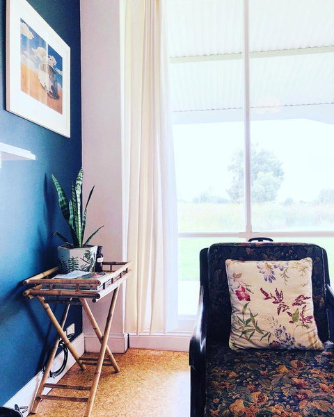 The Lake House Retreat - Tourism Noosa 4