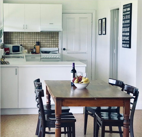 The Lake House Retreat - Tourism Noosa 8