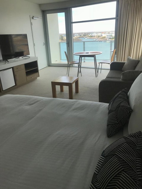 Wallaroo Marina Stayz - Tourism Noosa 19