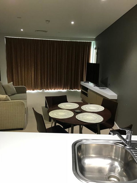 Wallaroo Marina Stayz - Tourism Noosa 20