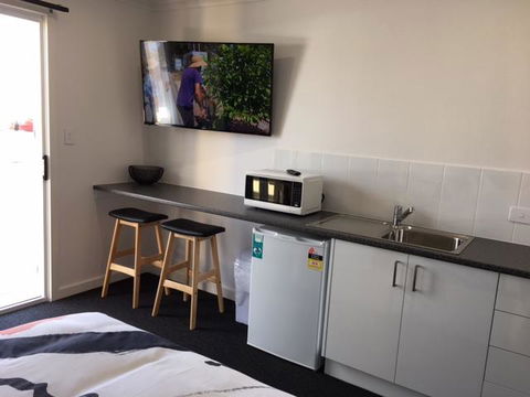 Port Lincoln Shark Apartment 1 - Tourism Noosa 11