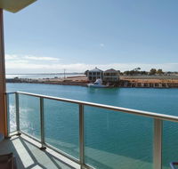 Wallaroo Marina Executive Apartments - Tourism Noosa
