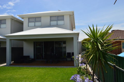 Eastern Breeze - Tourism Noosa 10