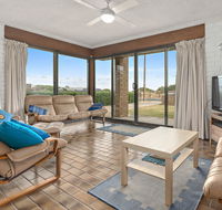 Sun  Surf Aldinga Beach Apartment - Tourism Noosa