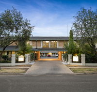 Garden City Motor Inn - Tourism Noosa