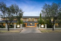 Book Wagga Wagga Accommodation Vacations Tourism Noosa Tourism Noosa