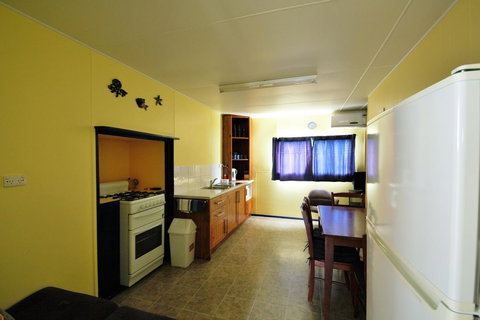 Baudin Beach Apartments - Tourism Noosa 4