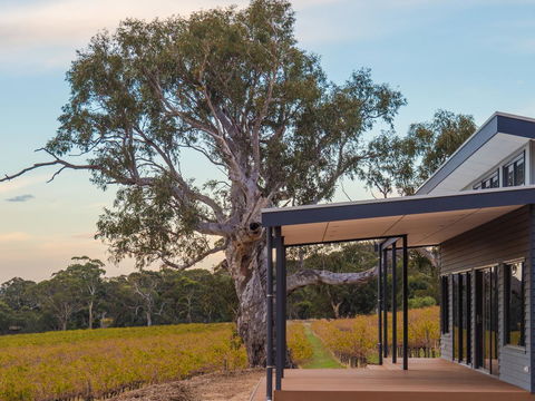 Shadow Creek McLaren Vale - Tourism Noosa 19