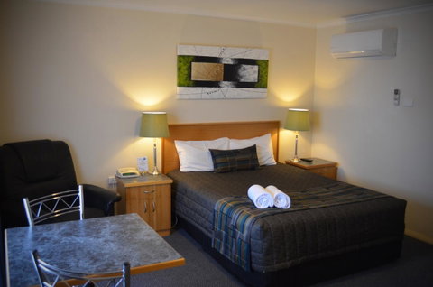 Arkana Motor Inn & Terrace Apartments - Tourism Noosa 0