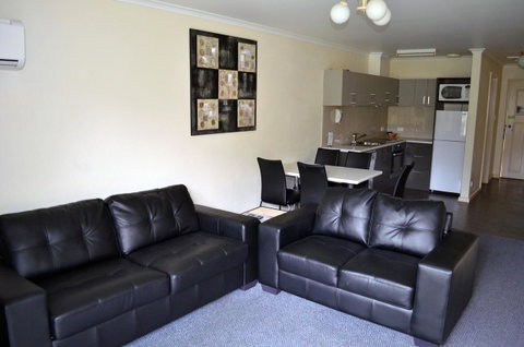 Arkana Motor Inn & Terrace Apartments - Tourism Noosa 34