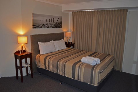 Arkana Motor Inn & Terrace Apartments - Tourism Noosa 1