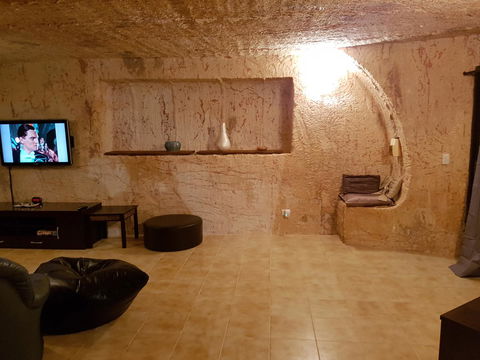 Underground Gem - Tourism Noosa 7