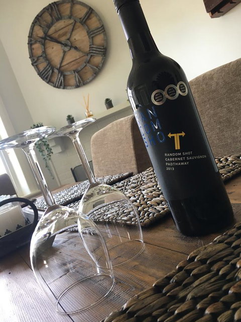 Two Cow Cottage Bed & Breakfast - Tourism Noosa 2