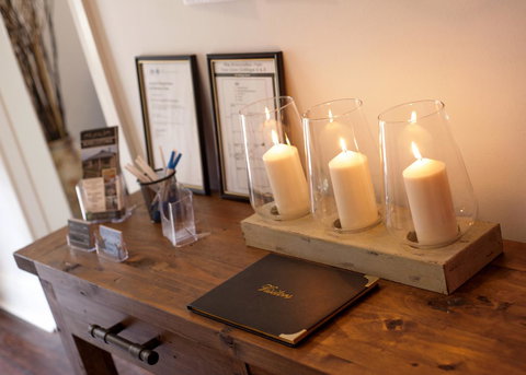 Two Cow Cottage Bed & Breakfast - Tourism Noosa 34