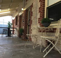Two Cow Cottage Bed  Breakfast - Tourism Noosa