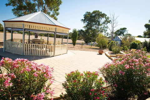 Barossa Vineyard Cottages - Tourism Noosa 4