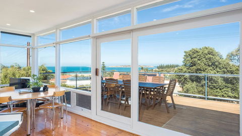 Victor Apartments - Tourism Noosa 15