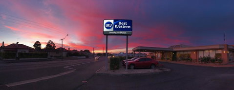 Southgate Motel - Tourism Noosa 0